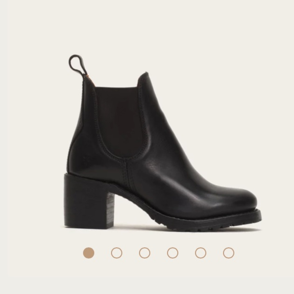 Frye Chelsea Boot - Size 7
